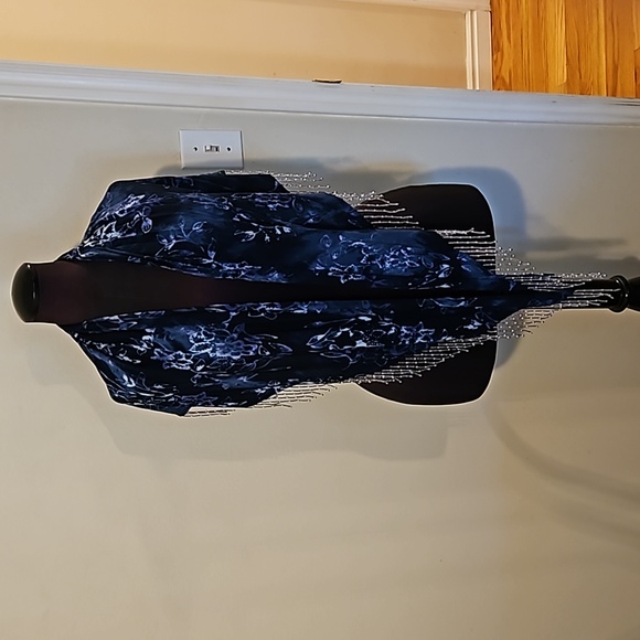 Nwot swimsuit cover - Picture 8 of 11